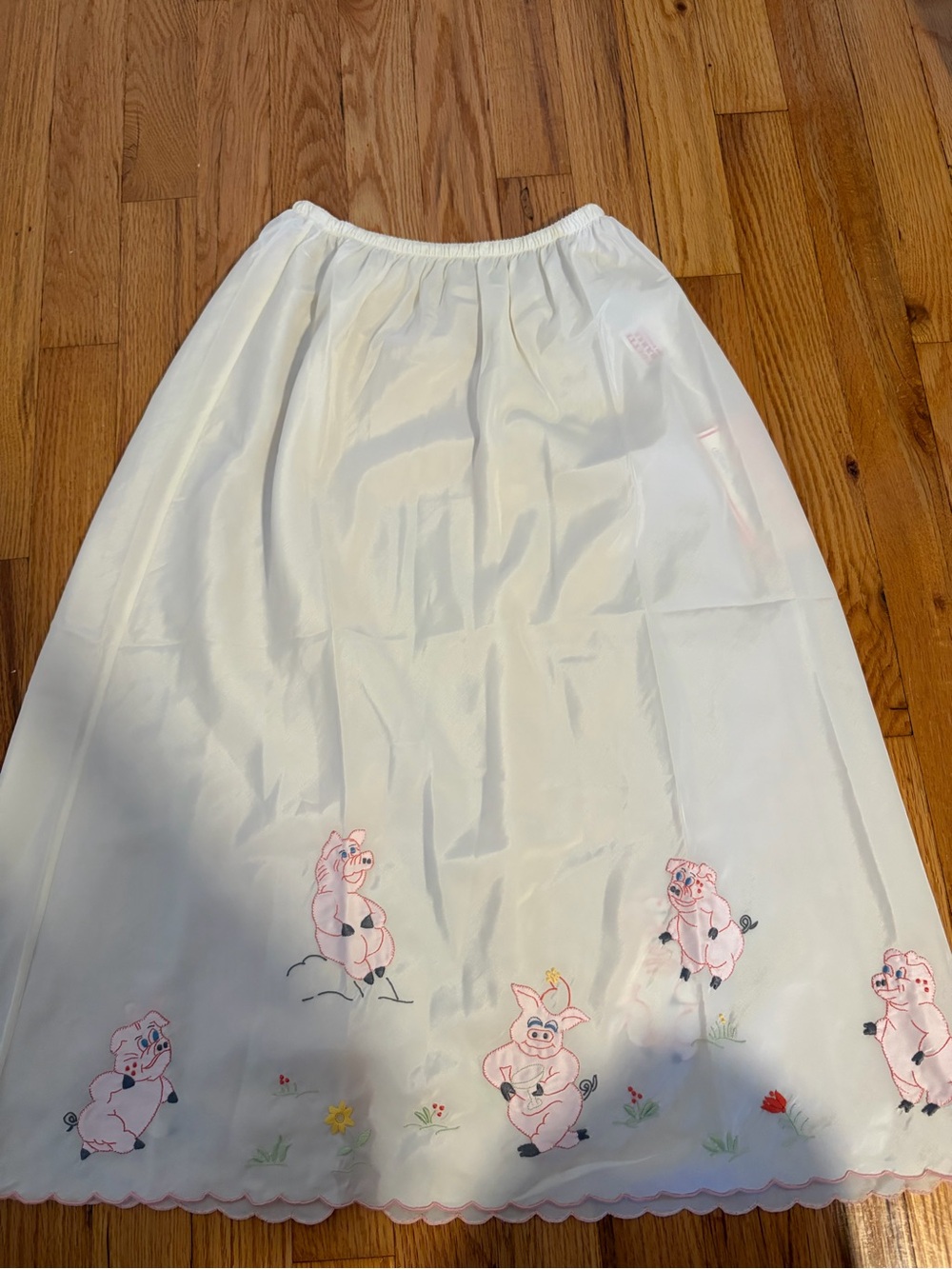 ODETTE BARSA Vintage Hand Embroidered Half Slip NWT Deadstock Size S